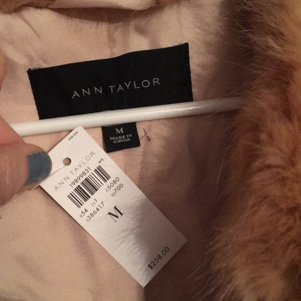 SOLD!! Ann Taylor faux fur Teddy Coat Blush vegan NEW NWT - Picture 3 of 13